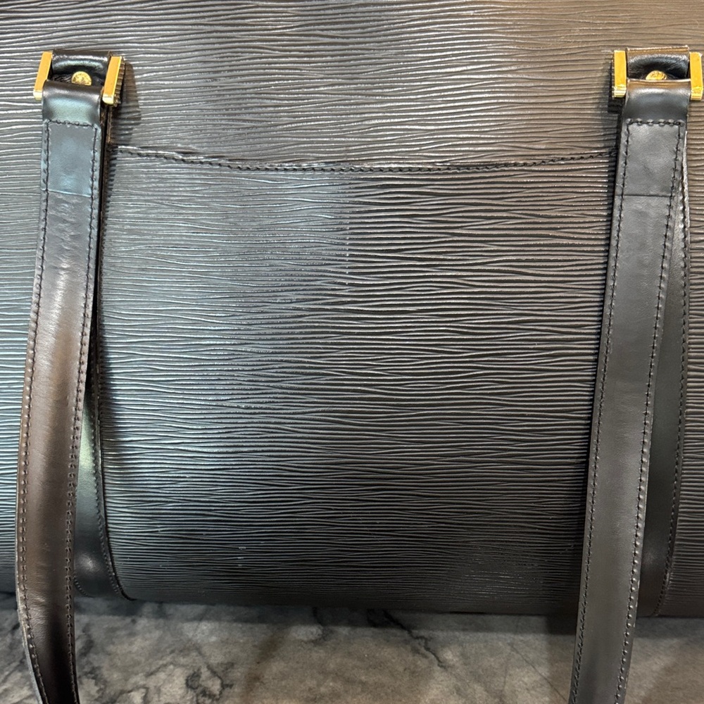 Louis Vuitton EPI suitcase / weekend bag** Elegant Black Textured bag AUTHENTIC - Picture 3 of 11